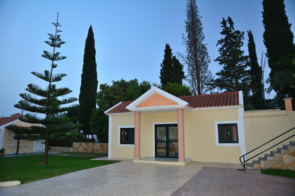 Residence Poseidon Esparta Exterior foto